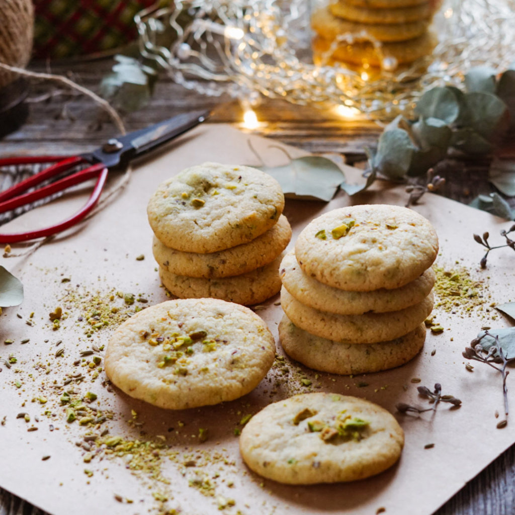 Pistachio Fennel Cookies