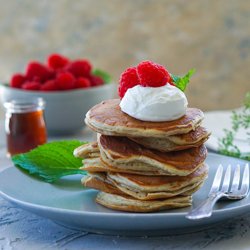 Banana Buttermilk Pancakes