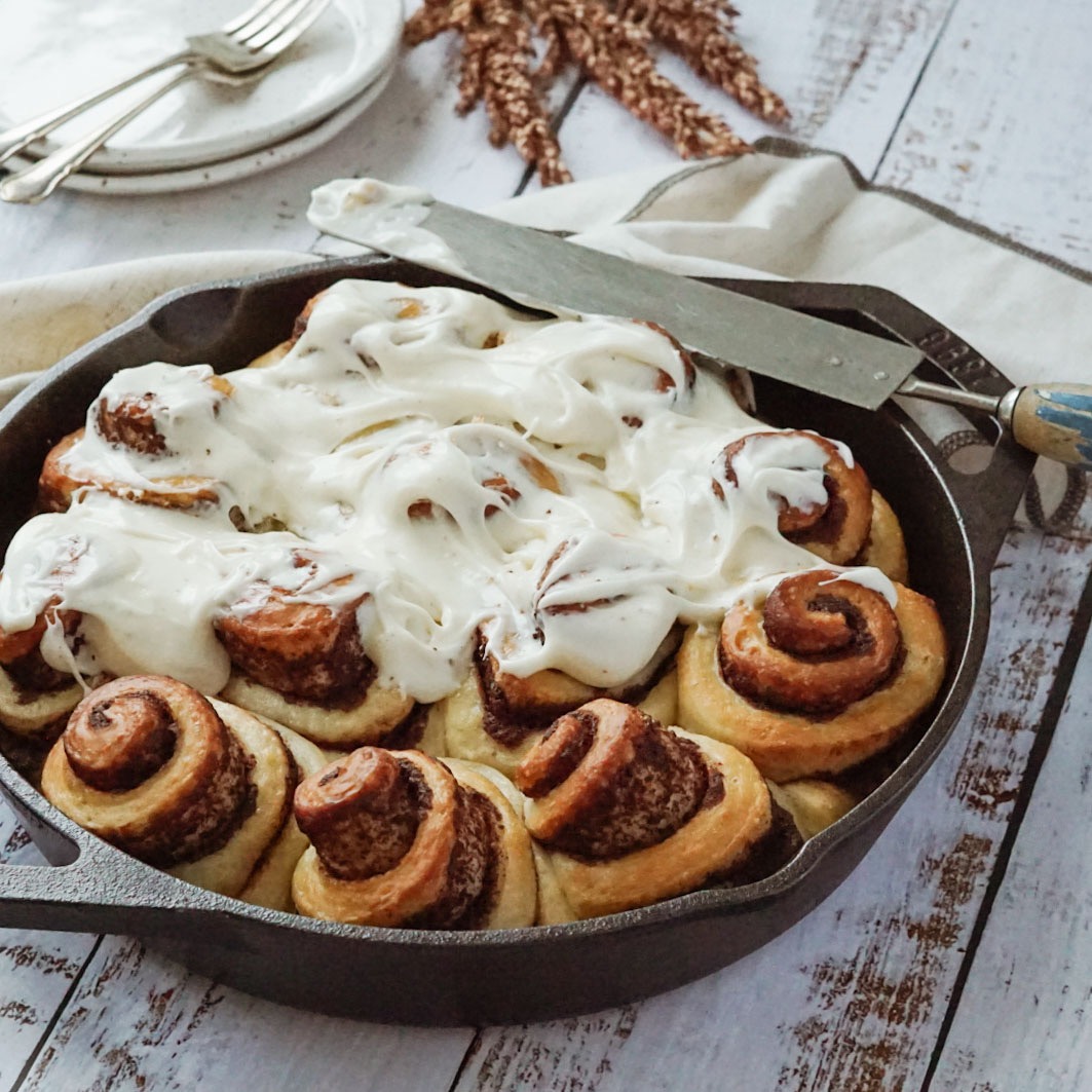 Brown Butter Chocolate Cinnamon Rolls - Thekitchensinkblog.com