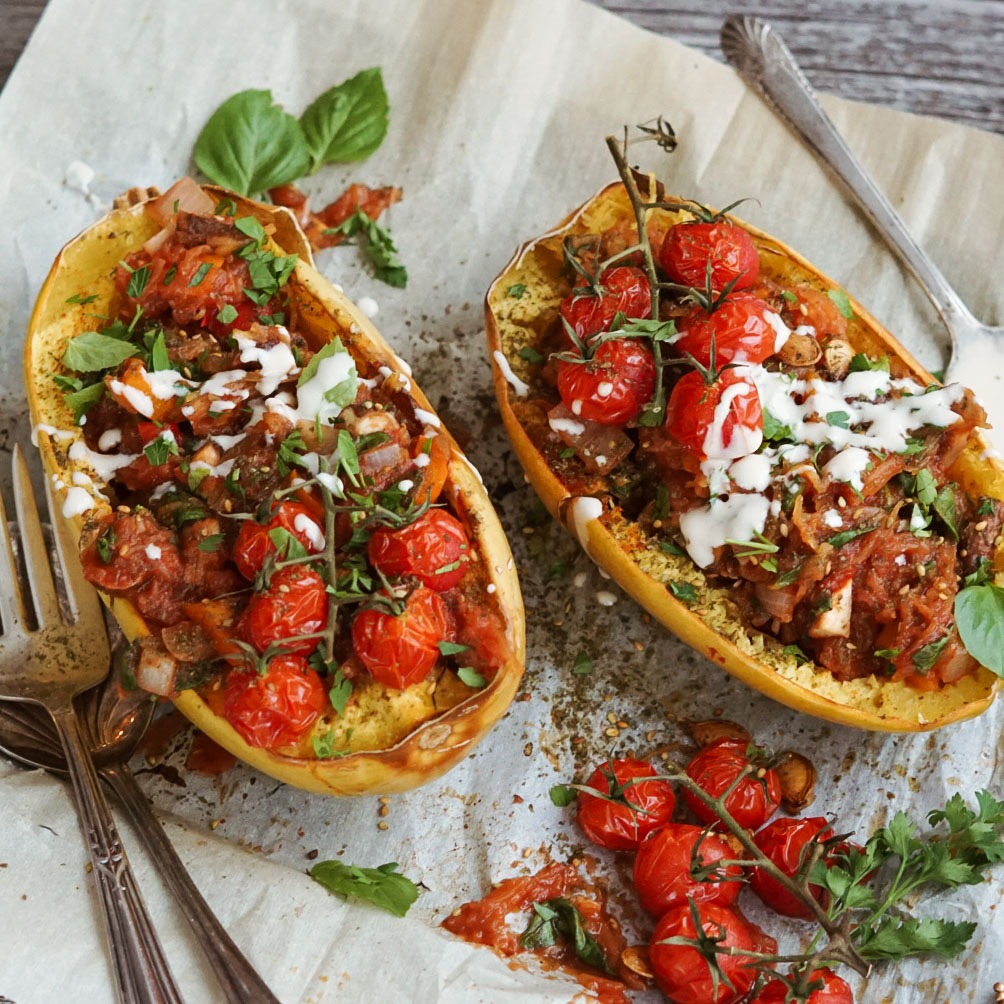 Spaghetti Squash with Tomato Sauce