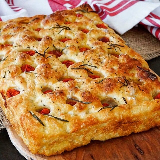 Shockingly Easy Italian Focaccia Bread (No-knead!) - Scrummy Lane