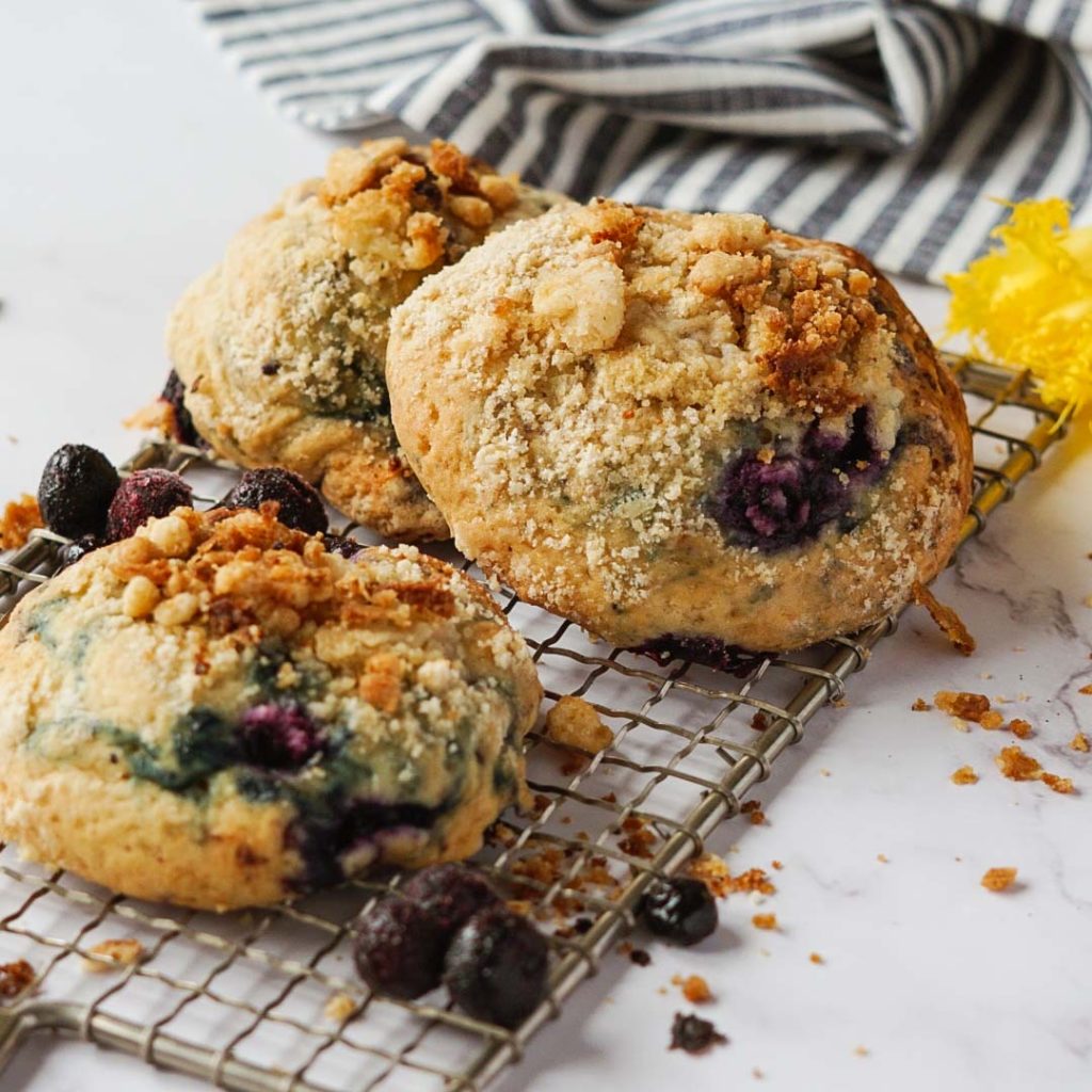 Blueberry Streusel Muffin Tops
