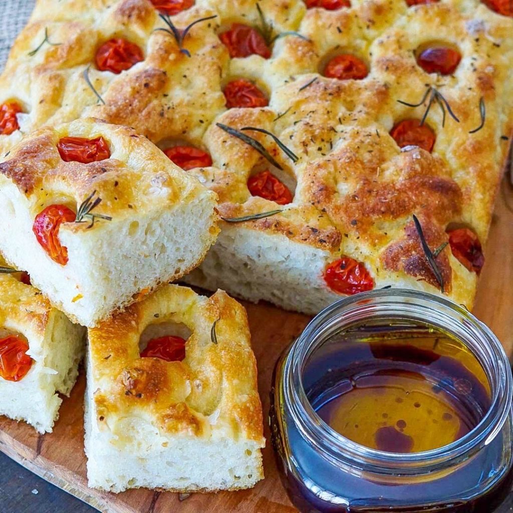 Easy Rosemary Focaccia Bread (No-Knead Recipe)